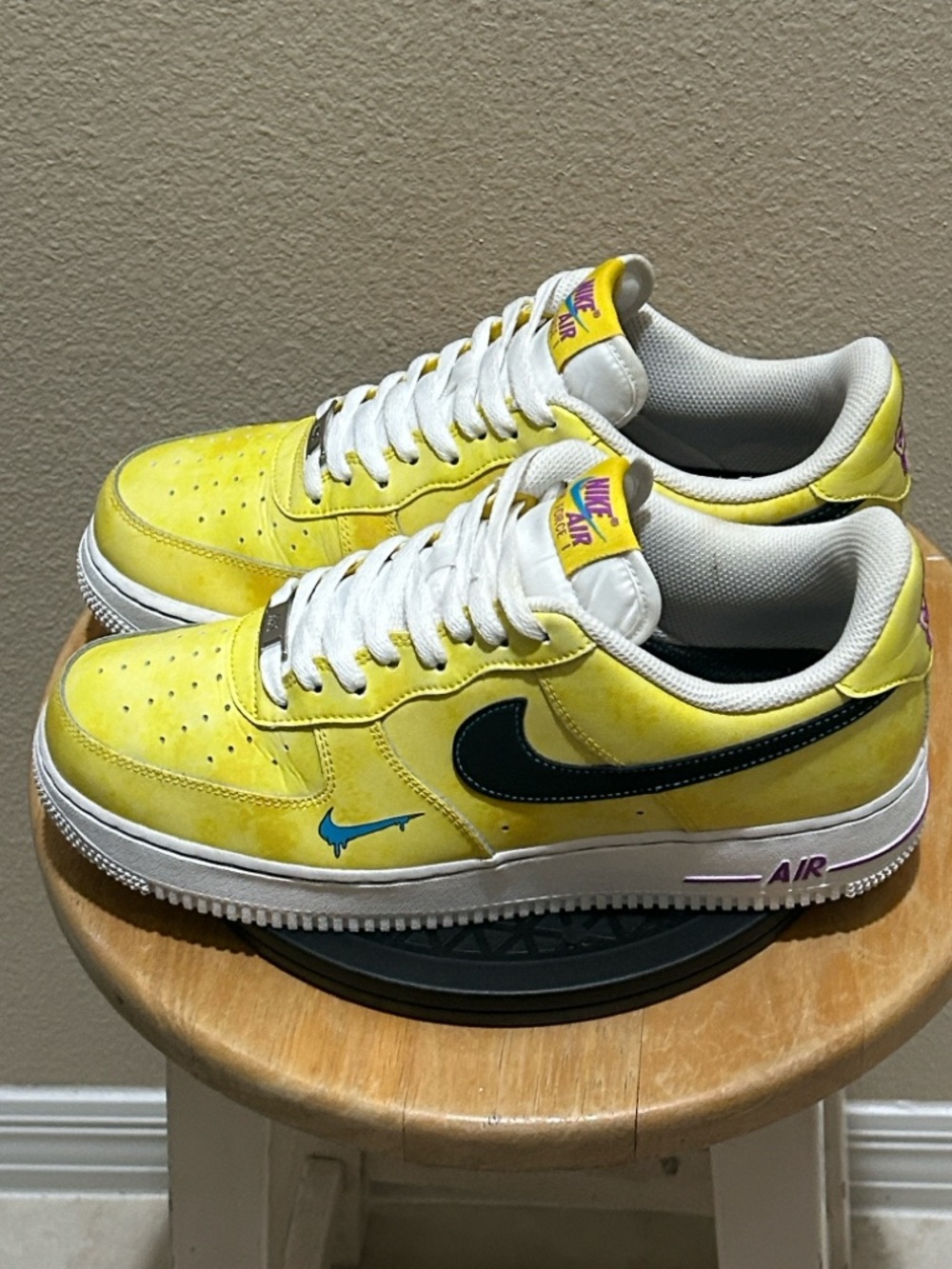 Nike Air Force 1 Low Peace, Love and Basketball DC1416-700 - Picture 2 of 7
